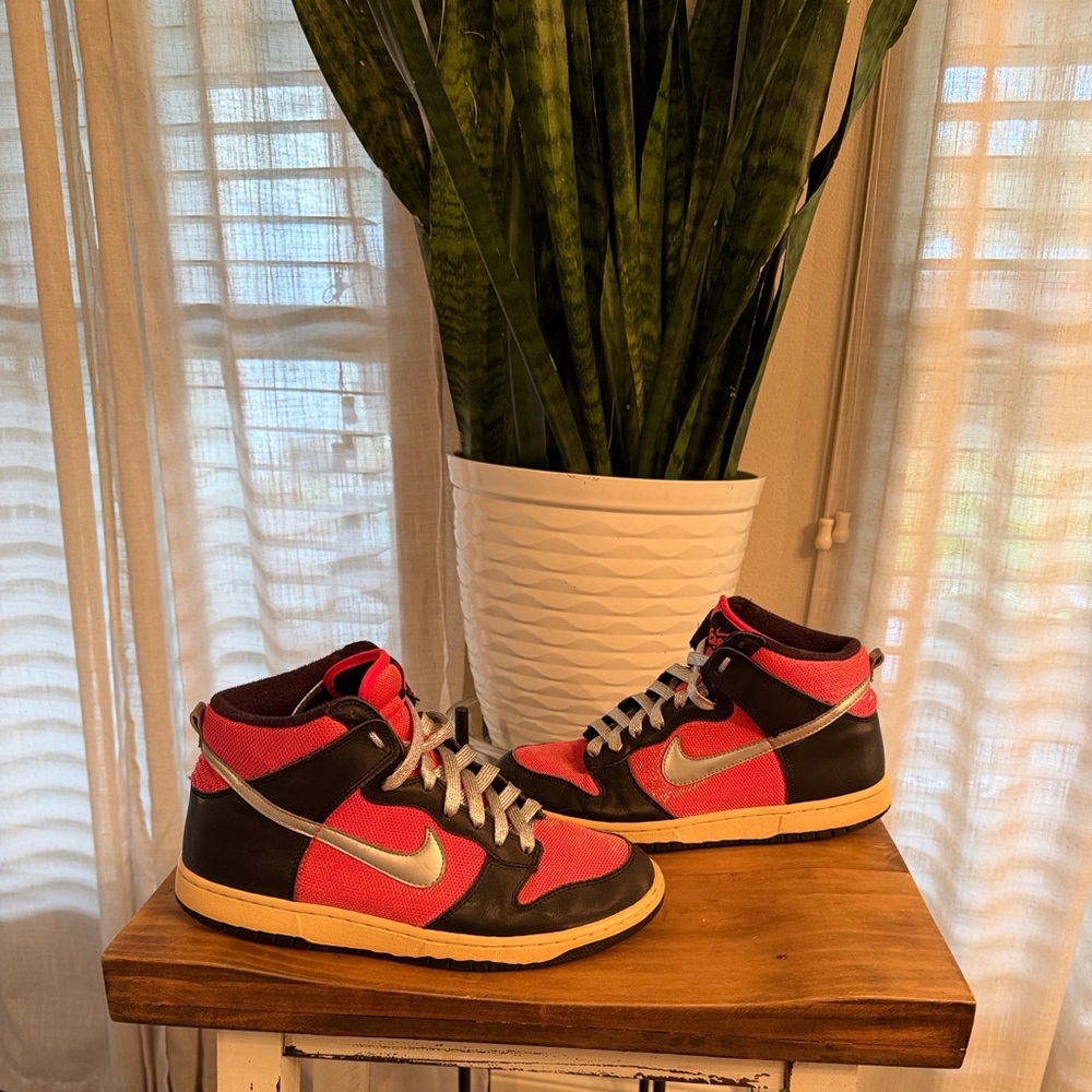 Nike Dunk 6.0 Women's Black Pink and Silver High-Top Sneakers